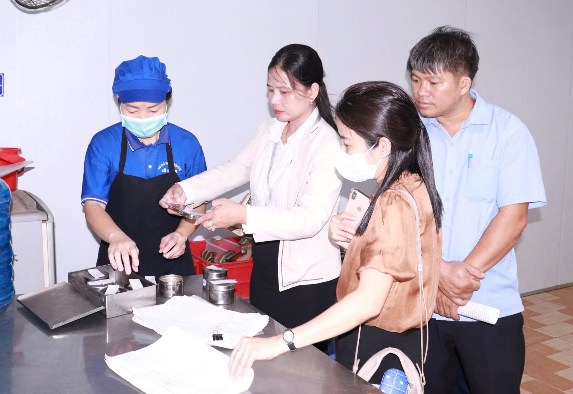 Xử phạt hơn 1,8 tỷ đồng, tiêu hủy hàng tấn Đăng Ký HZ888 Lì Xì 111K vi phạm trong 6 tháng đầu năm 2026